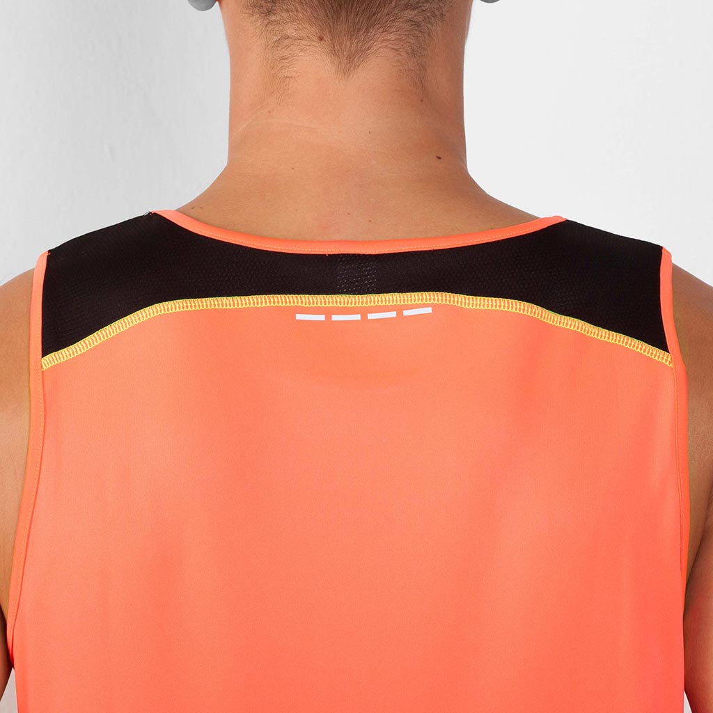 Camiseta técnica tirantes reflectante misano detalle espalda