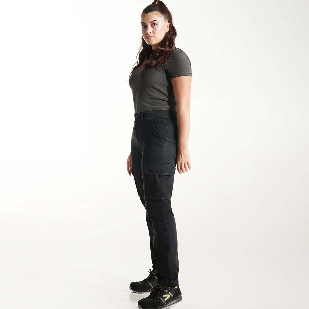 Pantalón laboral mujer Daily Woman Stretch ajustable - foto 2 modelo